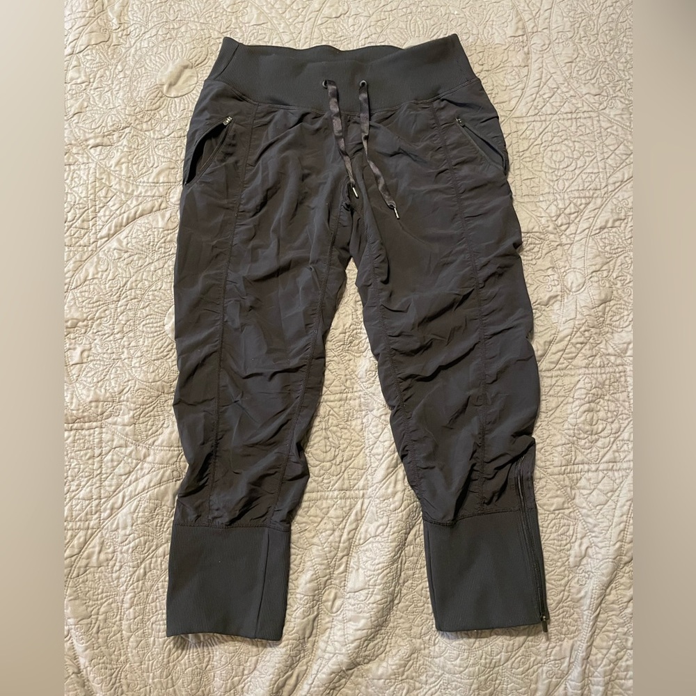 Zella cropped pants size 4